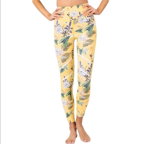 Zyia Reflective Light n Tight High Rise Leggings Yellow Floral 8/10 - Picture 2 of 13